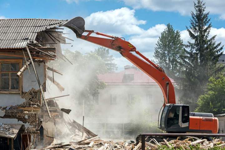 Démolition de bâtiment, Hochfelden